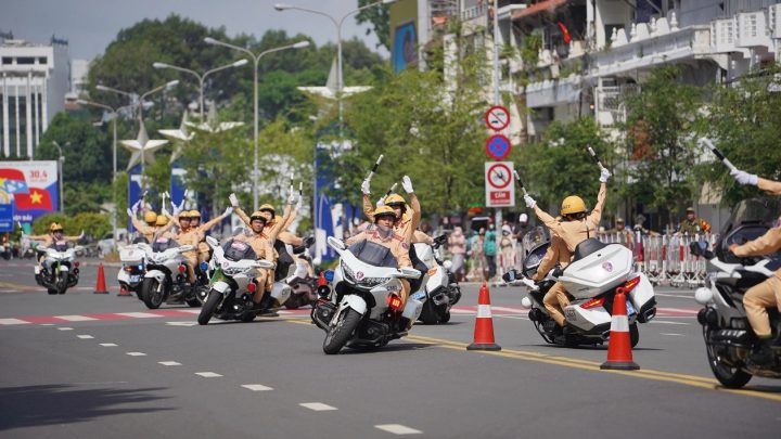 Đại tá Huỳnh Trung Phong: Tiểu sử, quê quán, quá trình công tác 1