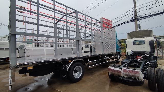 JAC N900 E5 9 Tấn – Giá Xe, Thông Số Kỹ Thuật 2026 2 JAC N900 E5 9 Tấn – Giá Xe, Thông Số Kỹ Thuật 2026 2