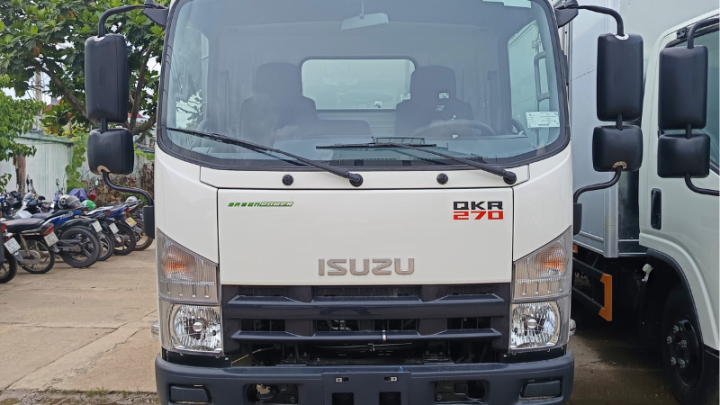 Isuzu QKR 270